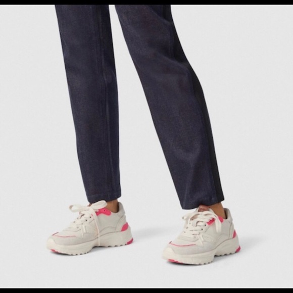 🦋HP🦋 Coach C143 Runner Shoes - Picture 8 of 16